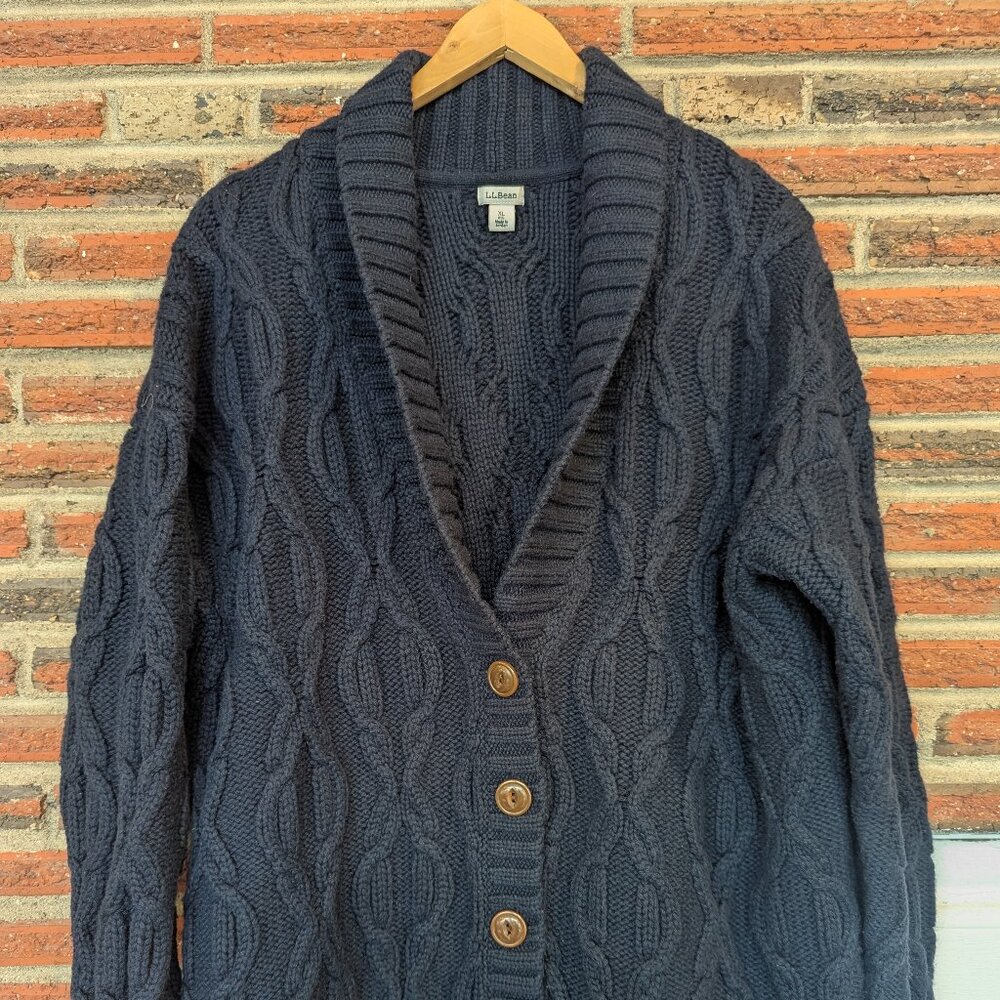 Vintage L.L. Bean Women’s Cardigan Sweater – XL – Chunky navy blue cable knit